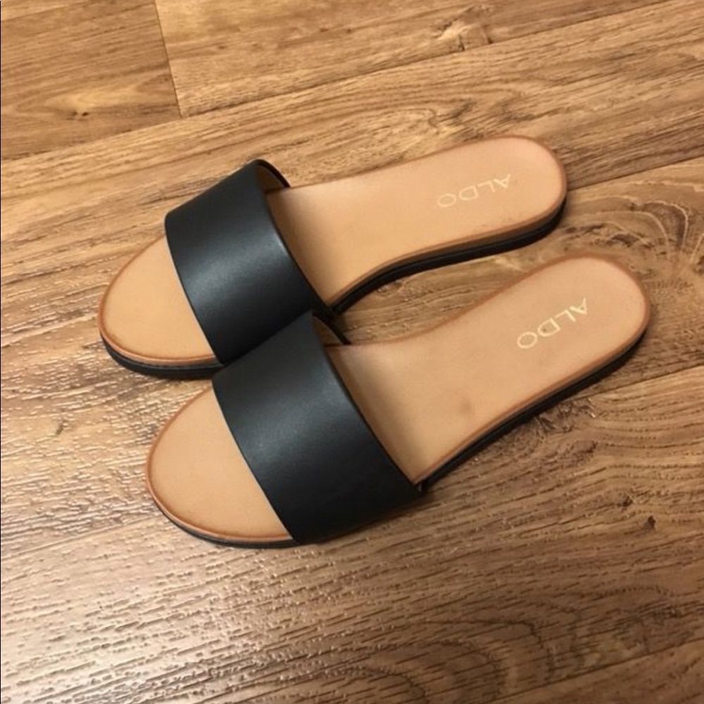 Women aldo sandals size 7.5